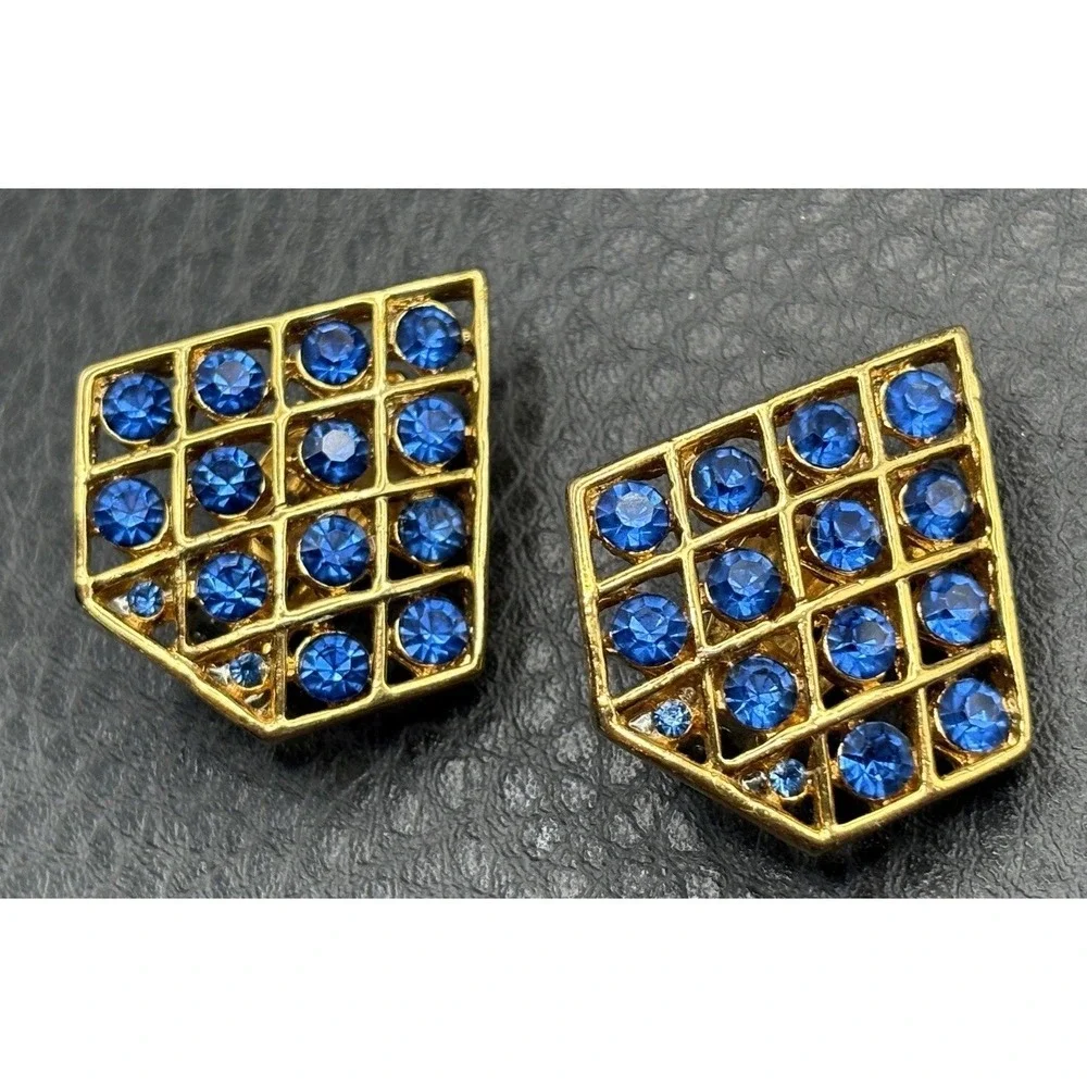 Vintage 80s Blue Rhinestone Gold Tone Diamond-Shaped Clip-On Earrings